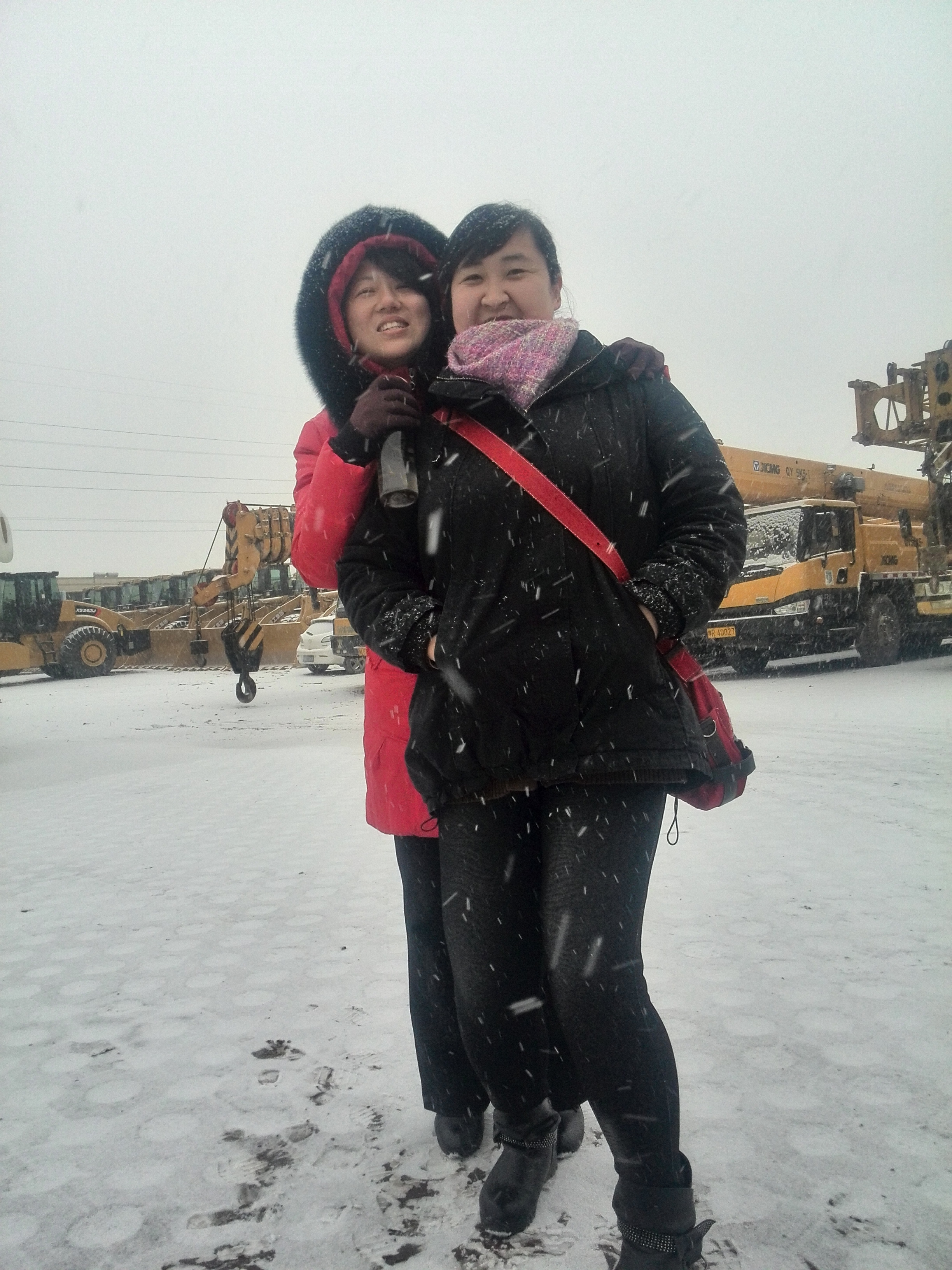 2015年鄭州第一場(chǎng)雪，河南路友為確保班車(chē)行駛安全，提前一個(gè)小時(shí)下班！