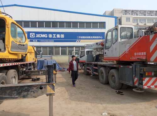 河南路友維修車(chē)間中聯(lián)吊車(chē)維修現場(chǎng)