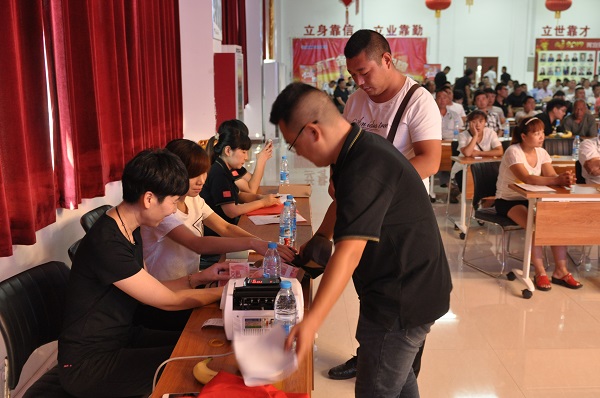 河南天助徐工挖機訂貨會(huì )圓滿(mǎn)落幕