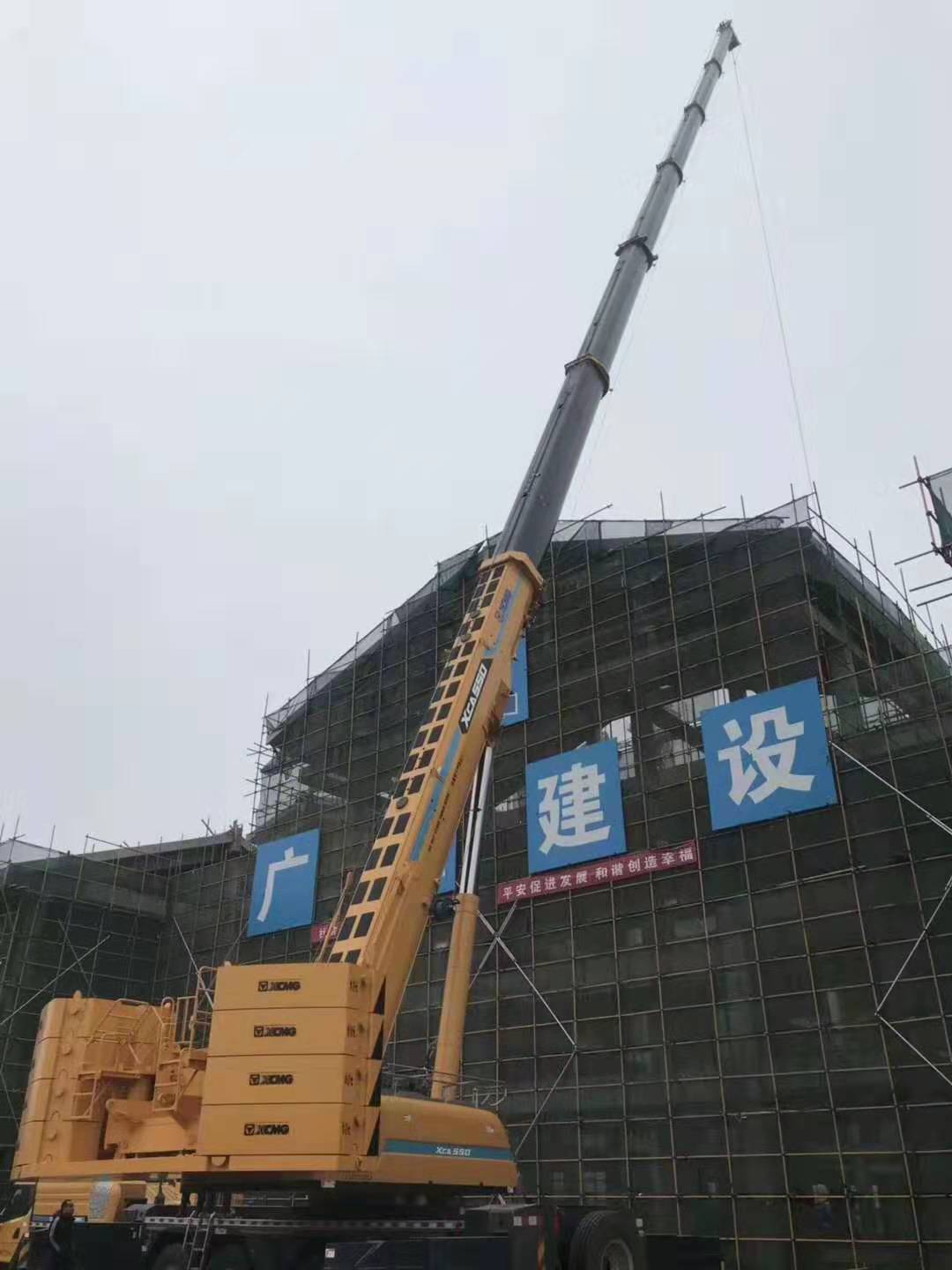 徐工XCA300吊車(chē)