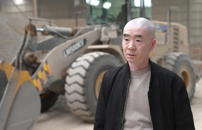 無(wú)論徐工的產(chǎn)品還是服務(wù)，李軍都贊不絕口