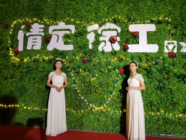 徐工挖機鄭州訂貨會(huì )