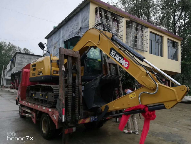 徐工XE75DA挖掘機