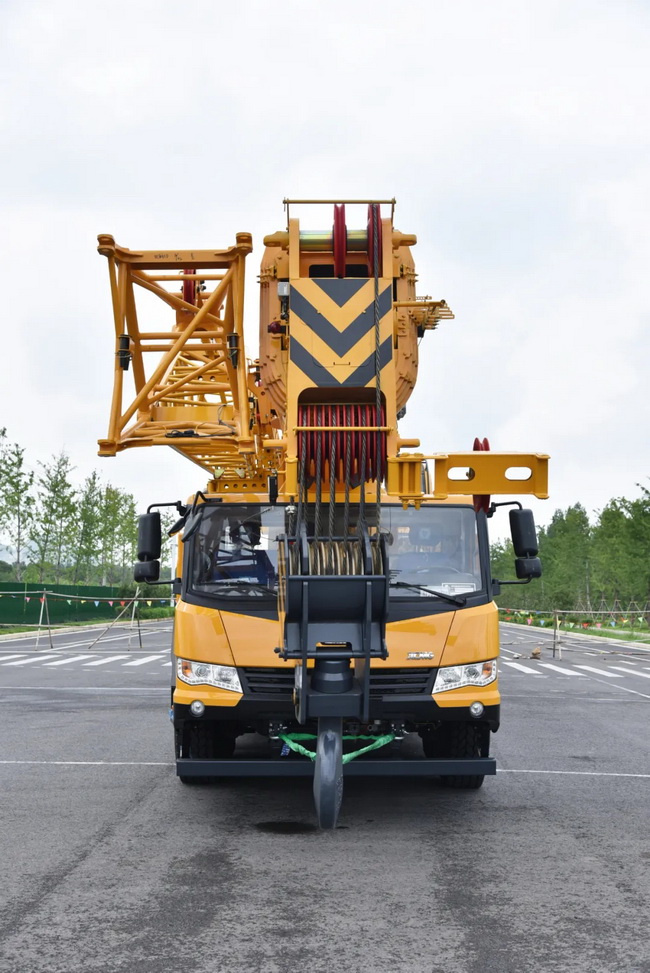 徐工QY80K5D吊車(chē)
