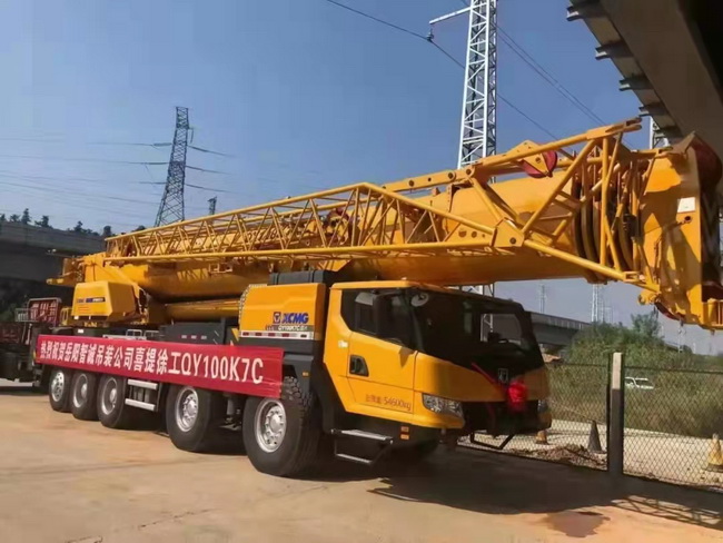 徐工QY100K7C吊車(chē)