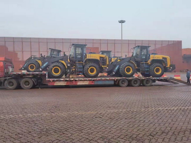徐工XC968EV純電動(dòng)裝載機批量交車(chē)南陽(yáng)大客戶(hù)！