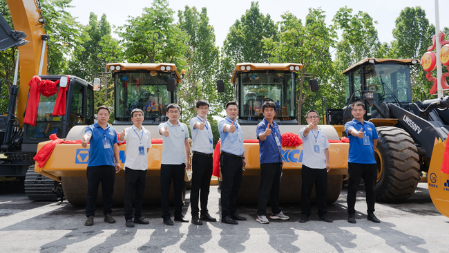 徐工機械助力新鄉市龍鳳大道等六個(gè)交通項目集中開(kāi)工